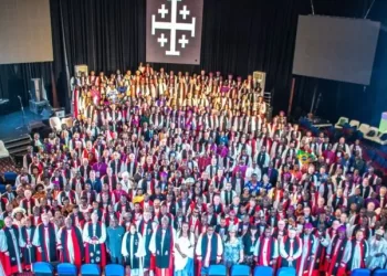 Strait of Hormuz closed, 3000 vessels, 20,000 seafarers stranded in Middle East