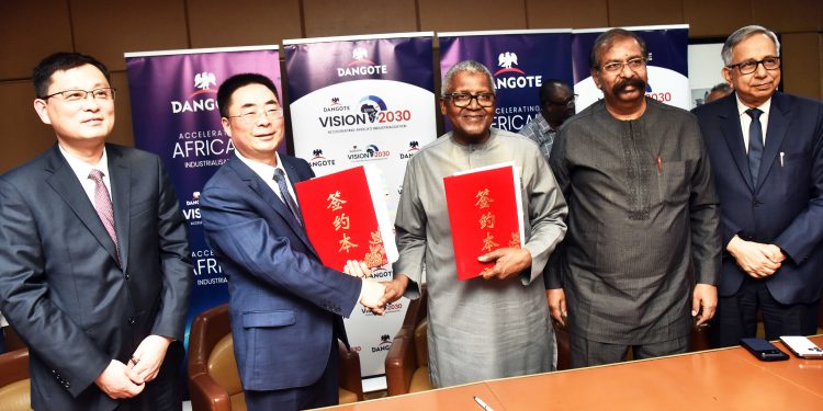 From left: Managing Director of Sinoma international (Nanjing) Engineering Co. Limited, Zhang Jian; Chairman of Board Sinoma international (Nanjing) Engineering Co. Limited, Lin Zhong; President/CE, Dangote Industries Limited, Aliko Dangote; Group Vice President, Oil & Gas, Dangote Industries Limited; Devakumar Edwin and Group Managing Director/CEO, Dangote Cement Plc, Arvind Pathak; during the signing of MoU agreement between Dangote Cement Plc, and Sinoma international (Nanjing) Engineering Co. Limited, for the Expansion of Dangote Cement Itori Plant, in Lagos...on Saturday.