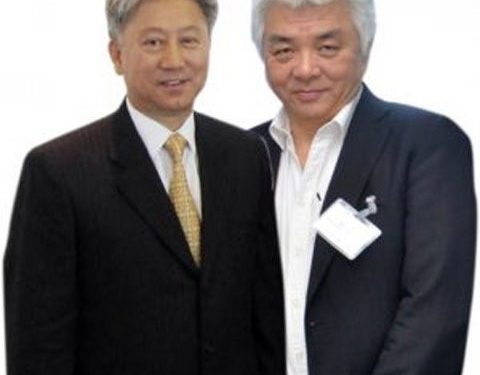 Lewis Tung and his brother, Robert Tung
